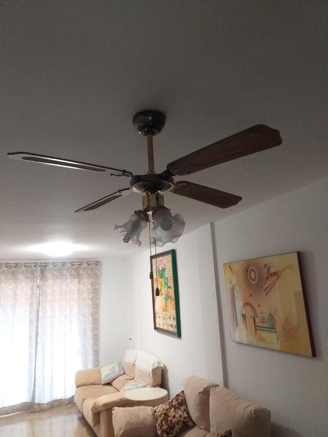 Planta Baja Cerca De La Playa Casares Costa Appartement Buitenkant foto