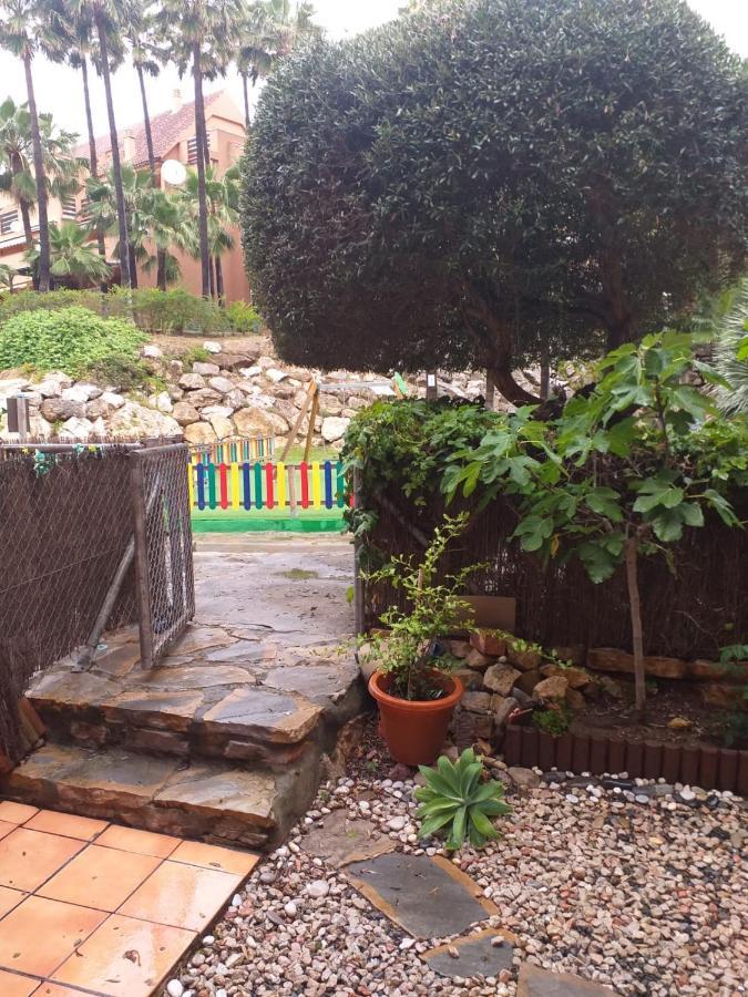 Planta Baja Cerca De La Playa Casares Costa Appartement Buitenkant foto