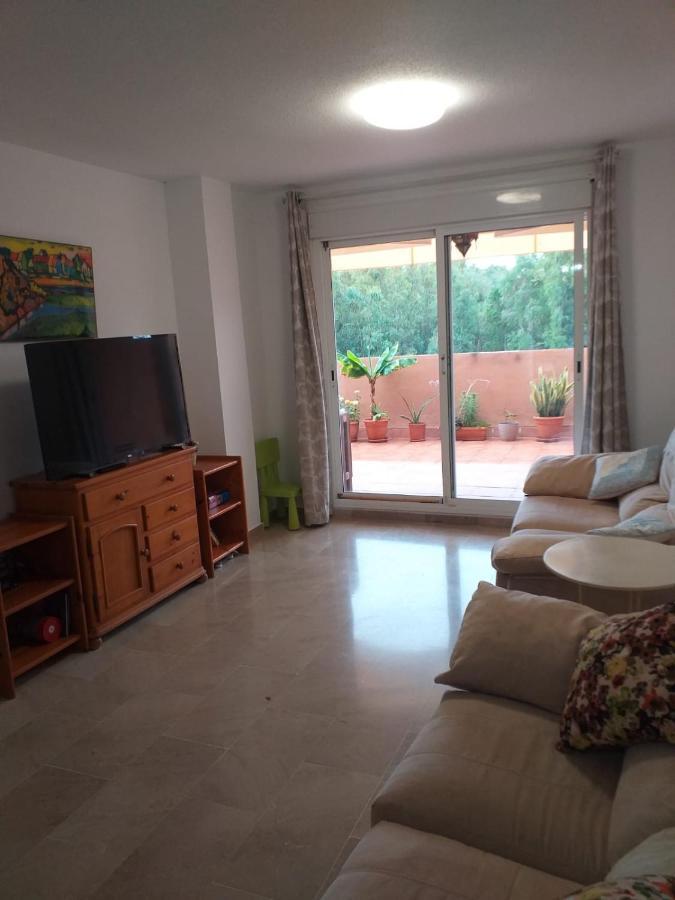 Planta Baja Cerca De La Playa Casares Costa Appartement Buitenkant foto